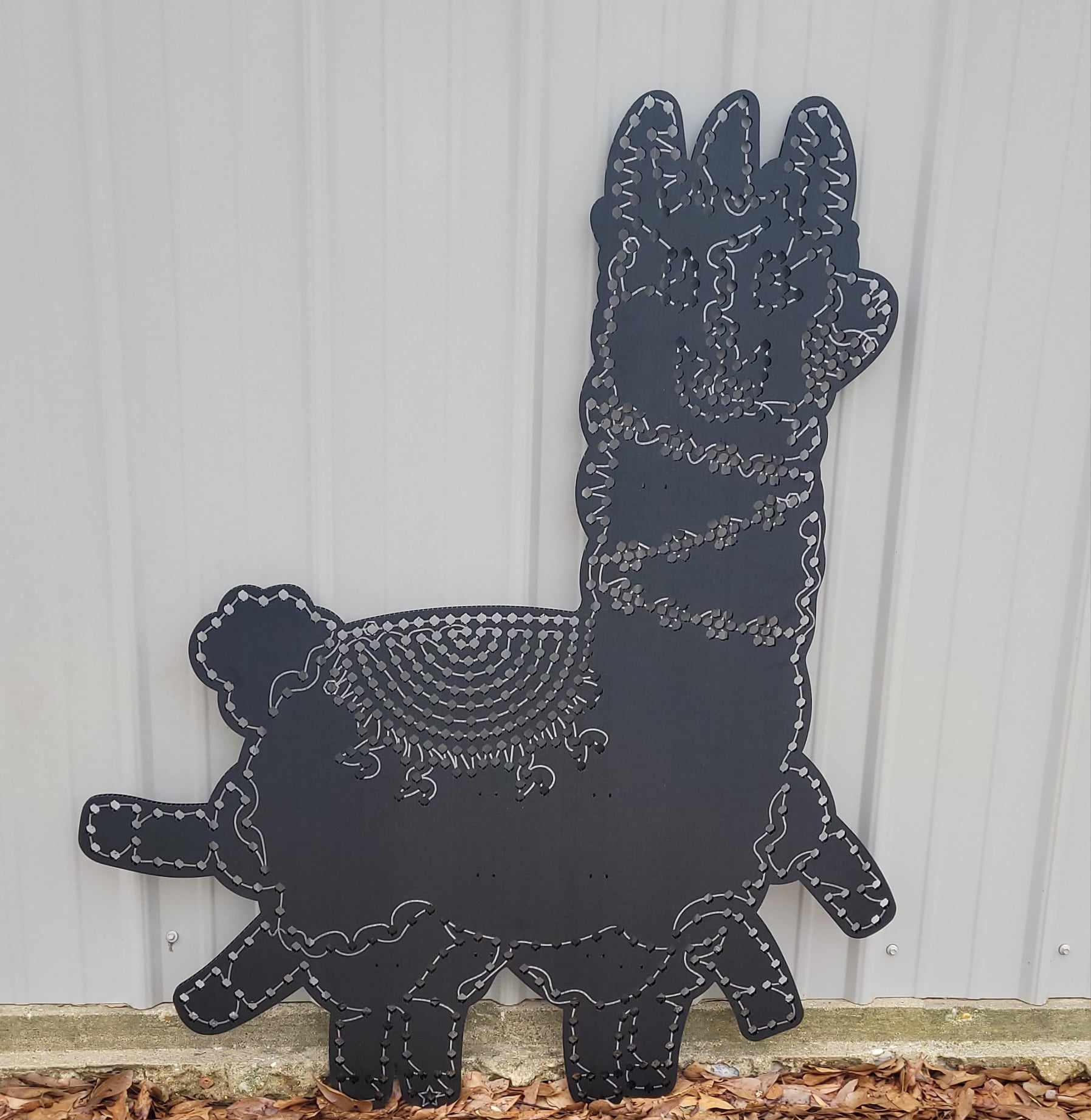 Llama from MO-del.ca - Image 2